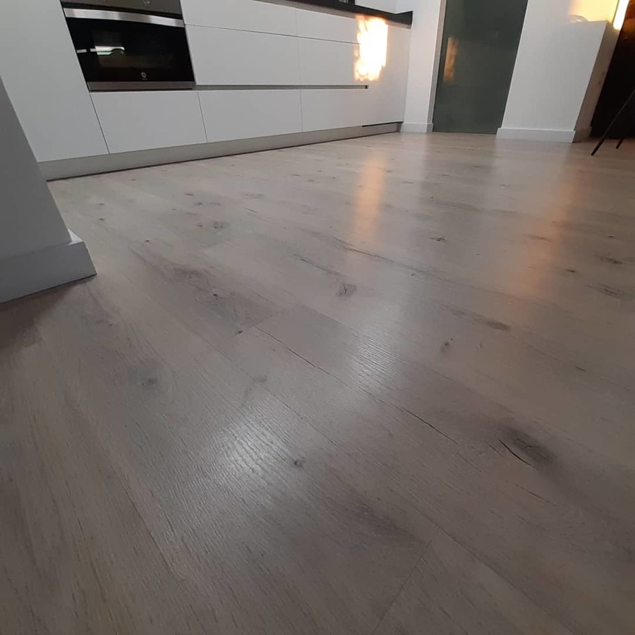 Foto: Instalación Suelo Laminado AC5 de Parquets Nathan #2855447 ...