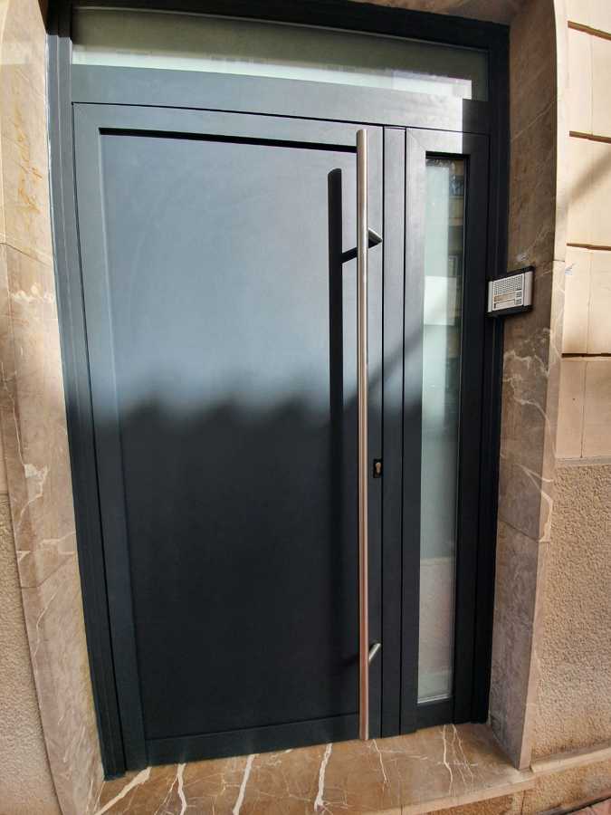 Puertas de entrada a gusto del cliente