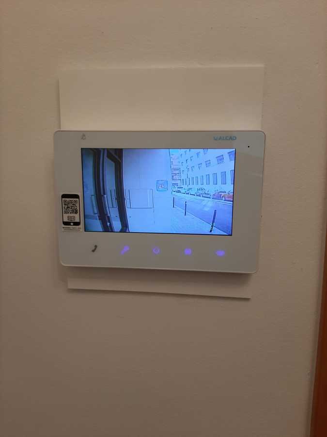 monitor enara 7"