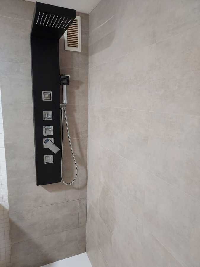 Instalación de Columna y nuevos azulejos