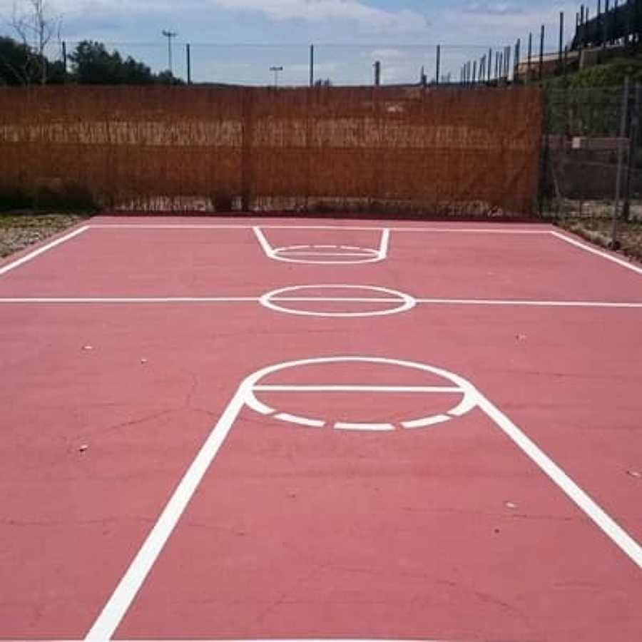 Pintar pista de baloncesto