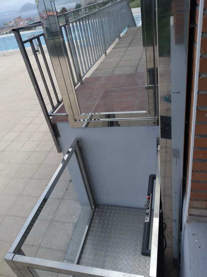ELEVADOR VERTICAL