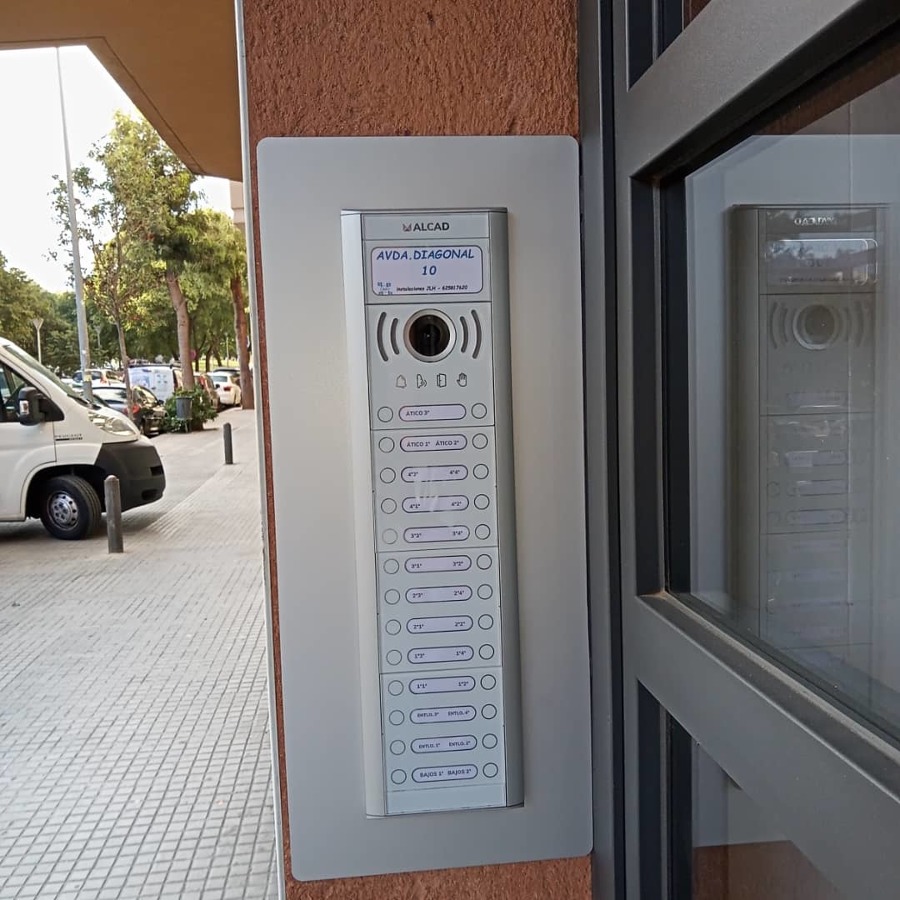 Placa "usoa"