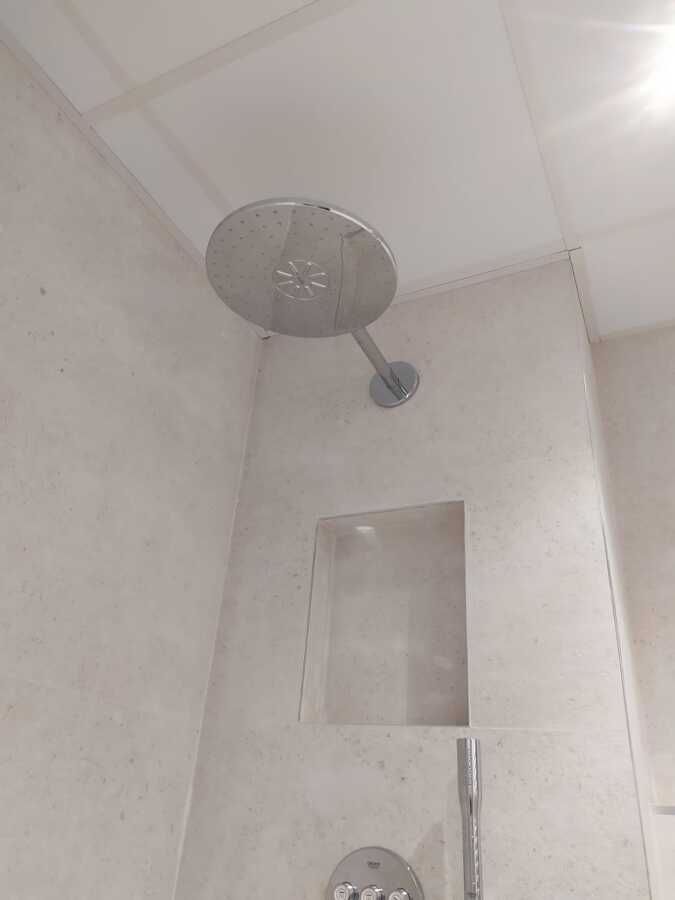 DUCHA EMPOTRADA EN PARED