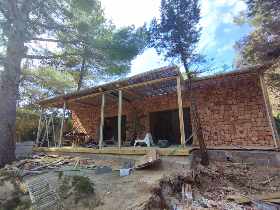 Tarima pino cuperizado y pérgola