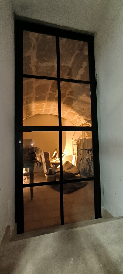Puerta cristalera para bóveda