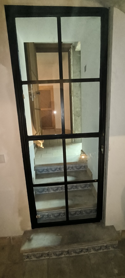 Puerta cristalera para bóveda 2