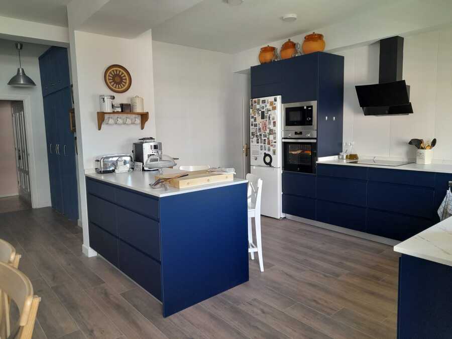 Reforma cocina con mobiliario incluido