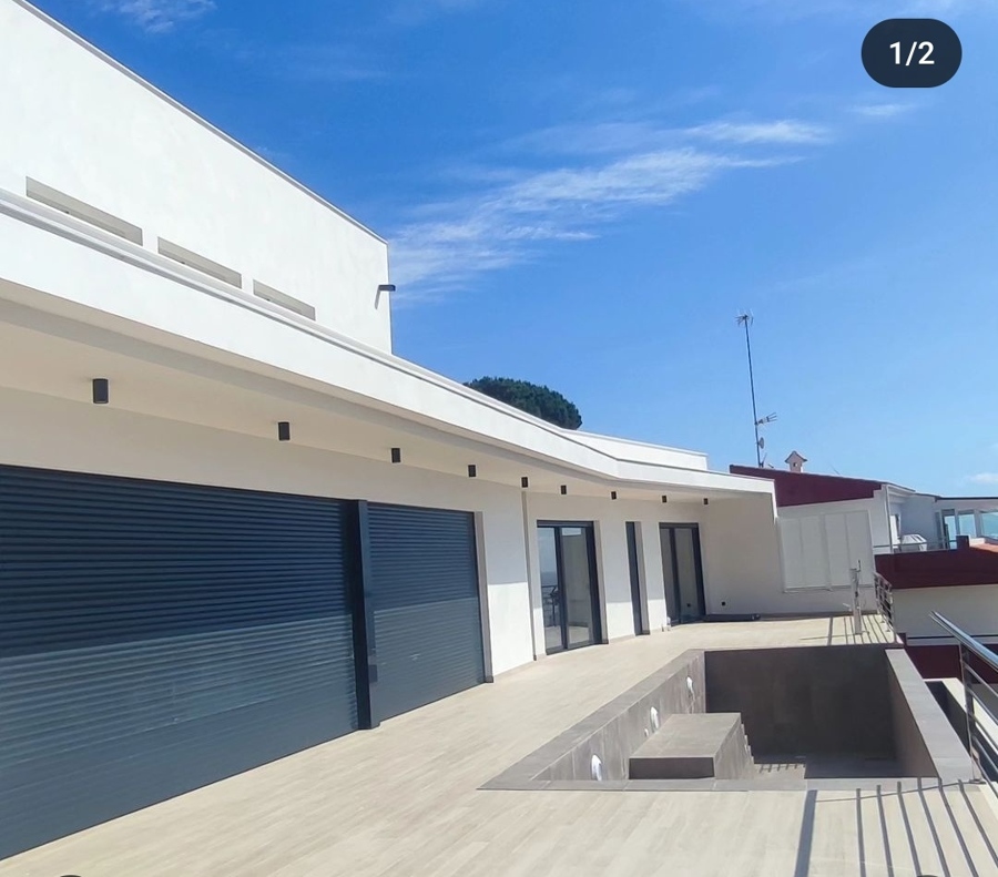 Casa unifamiliar con piscina