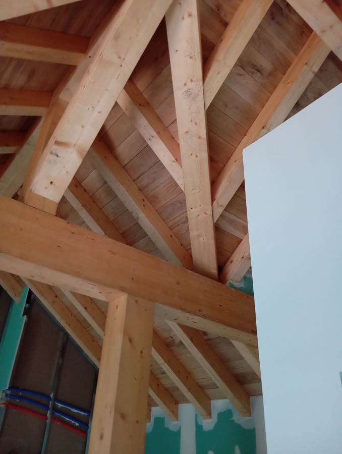 rehabilitación de techo de estación antigua en vitorea