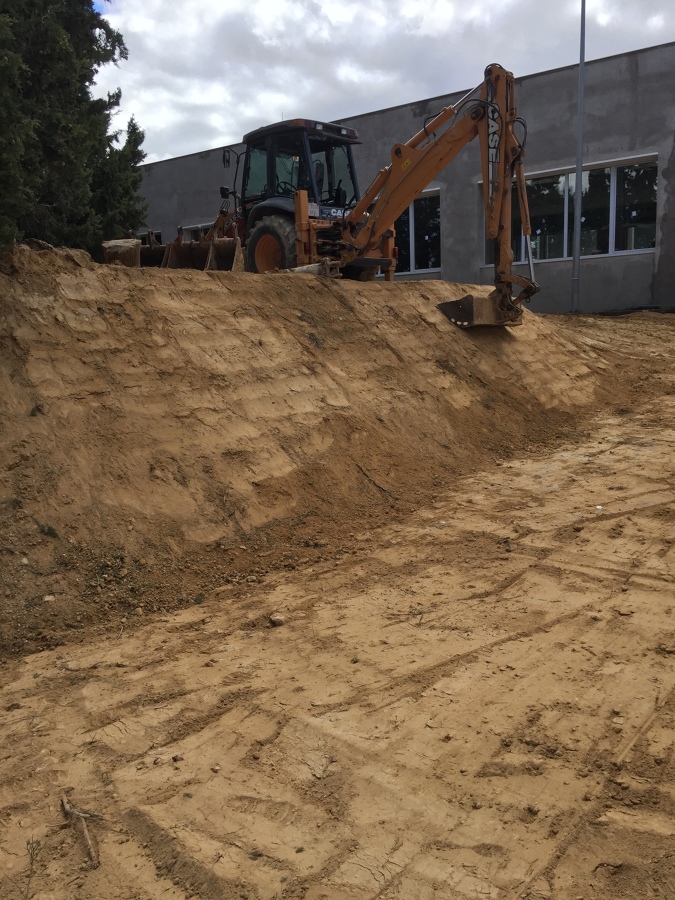 Acondicionamiento de jardin en Batea