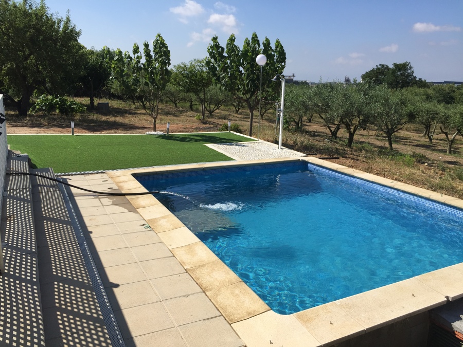 PISCINA