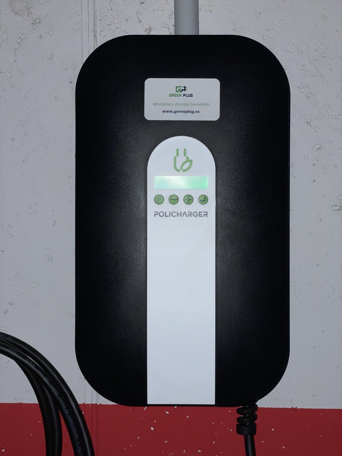 La Revolución de la Movilidad Eléctrica: Un Vistazo al Cargador EV