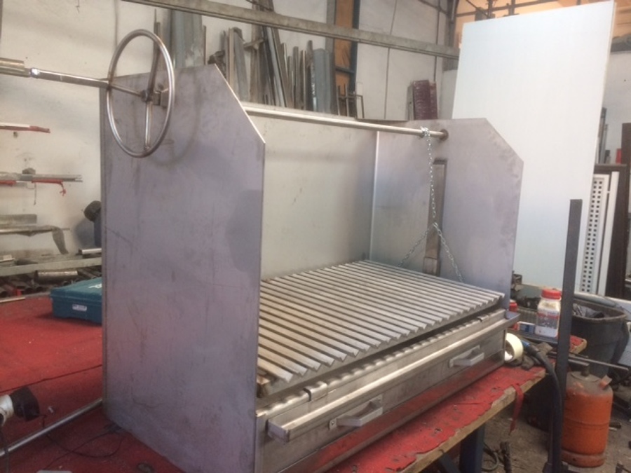 BARBACOA ACERO INOX