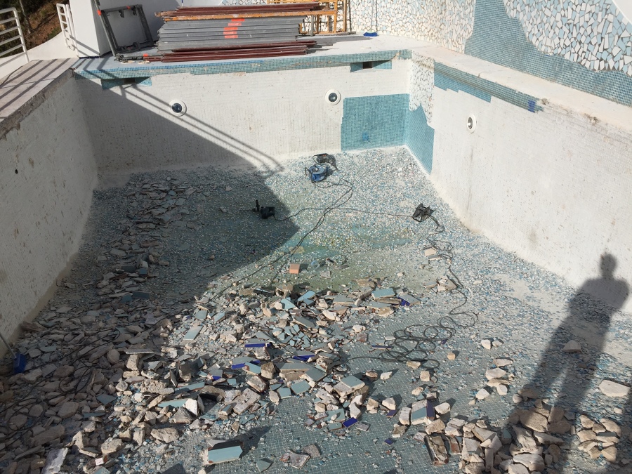 PISCINA
