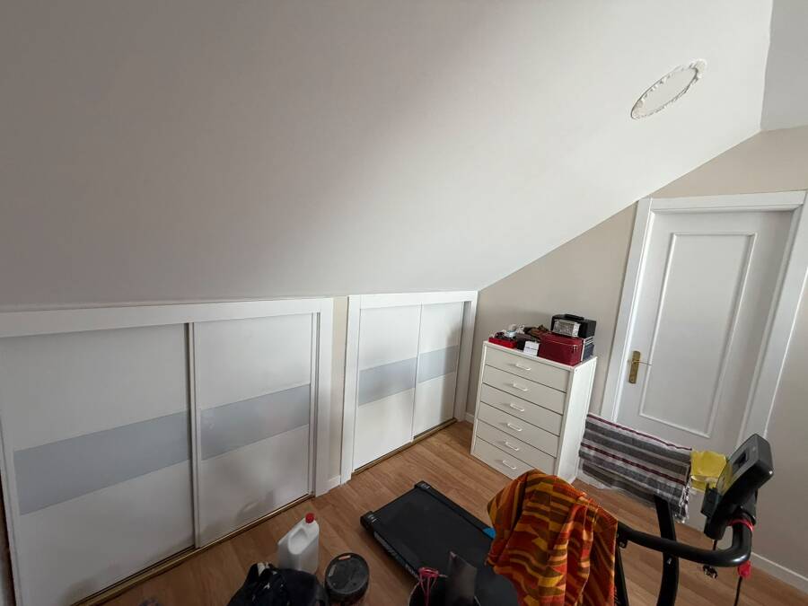 Lavar armário y pintura de pared y techo