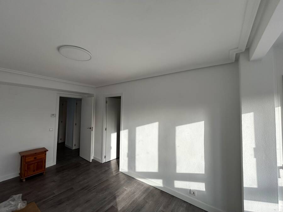 Pintura, puertas y tarima