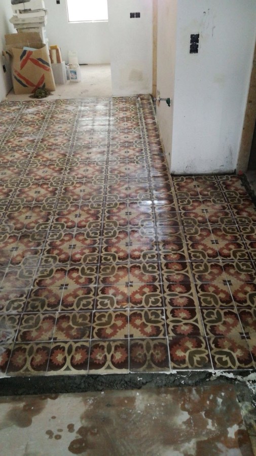 Foto Baldosa Hidráulica. de Reformas Álvarez 2354366 Foto Baldosa Hidráulica. de Reformas Álvarez 2354366