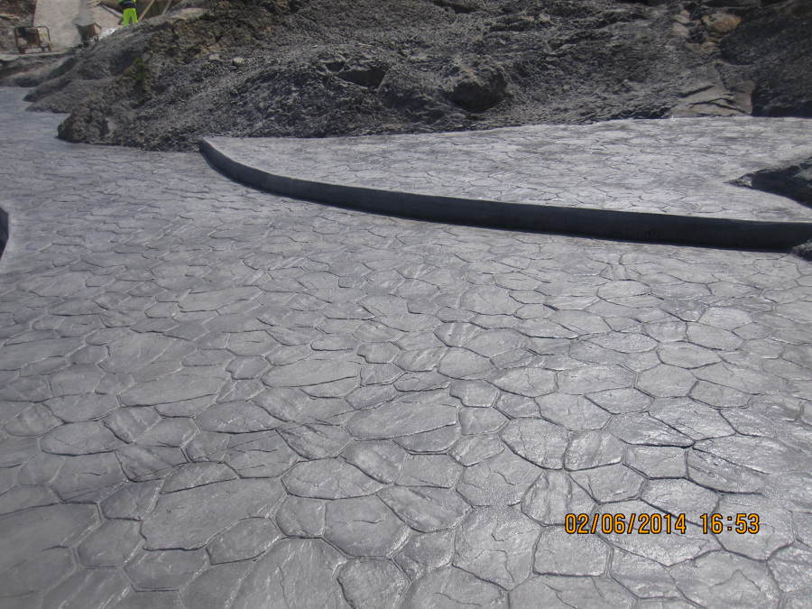 HORMIGÓN IMPRESO ( PIEDRA IRREGULAR )