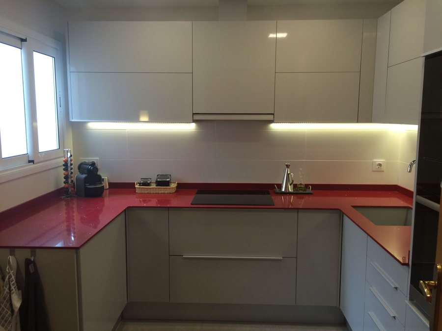 cocina en rojo