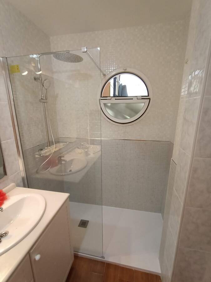 BAÑERA POR PLATO DE DUCHA