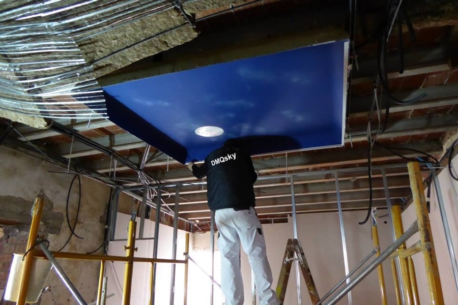 instalación panel DMQsky cielo estrellado  con luna