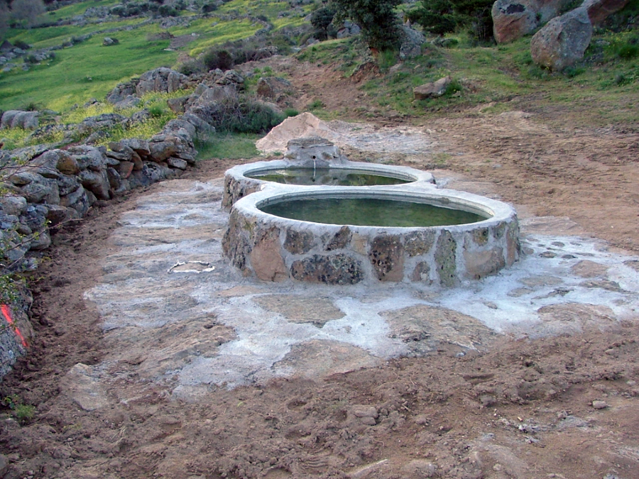 Instalación y forrado de pozos de Hormigón