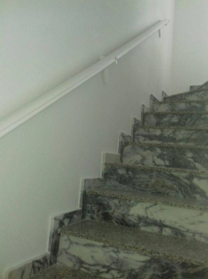 terminacion de carpinterias blanco