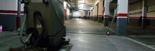 LIMPIEZA DE PARKING