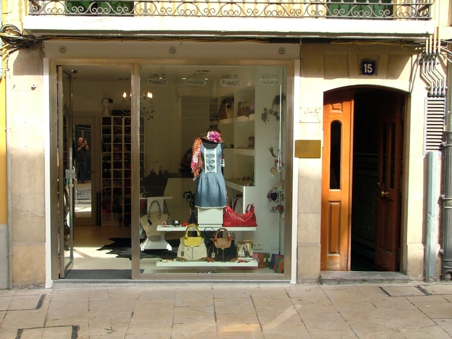 LOCAL COMERCIAL