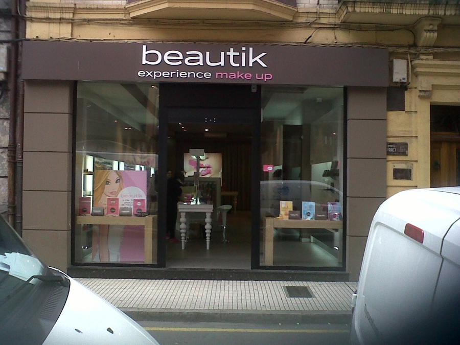 LOCAL GIJON