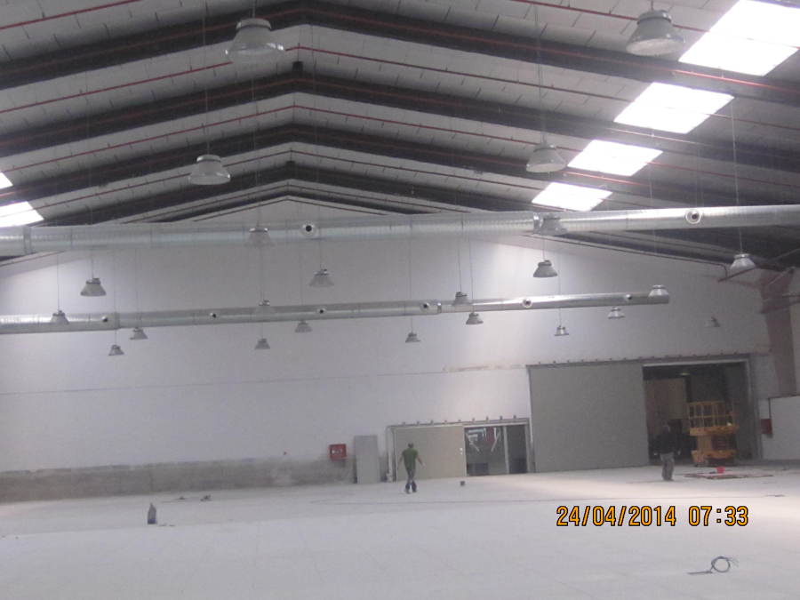 locar comercial