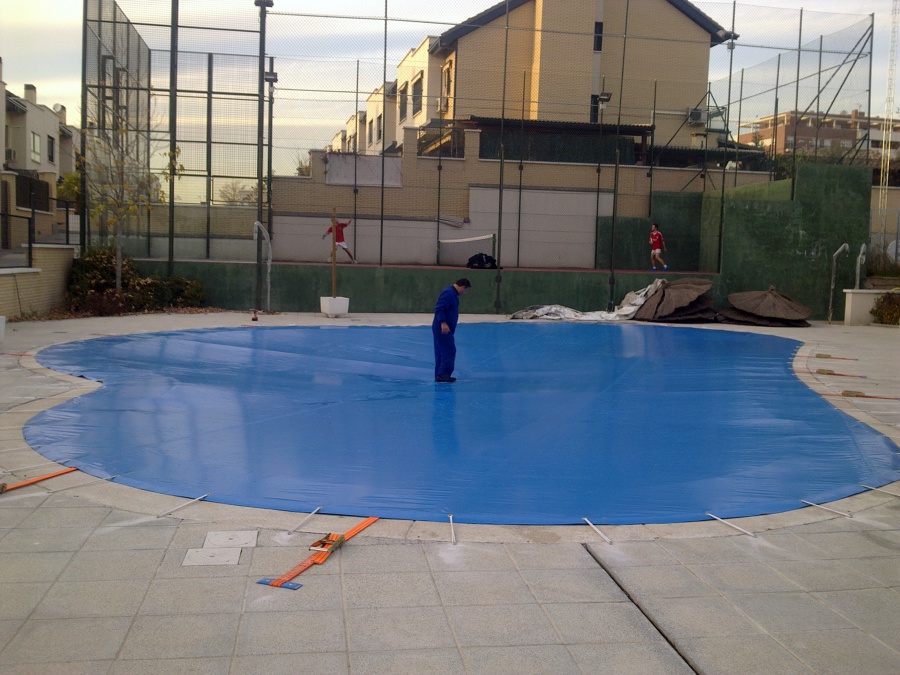 LONA CUBREPISCINA