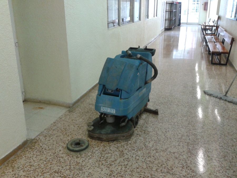 MAQUINA FREGADORA