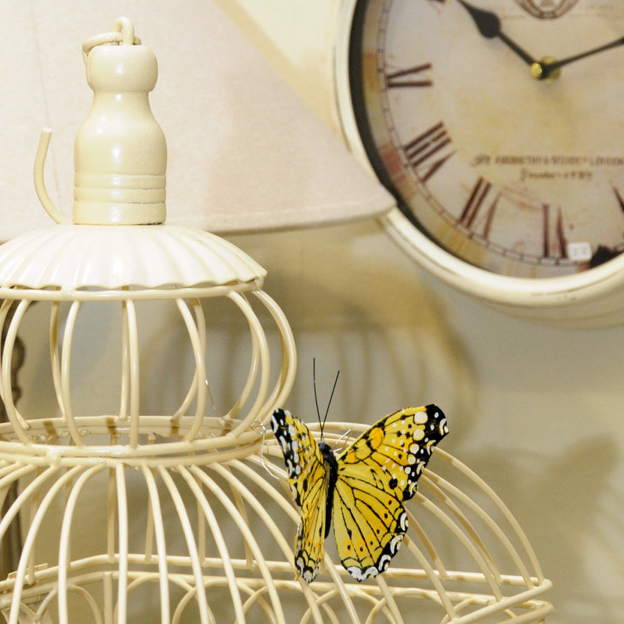 Mariposas Artificiales