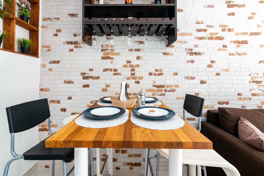 Foto: Paredes en Color y Moldura en Blanco de Decoraciones Pemar