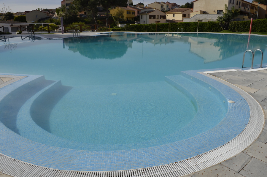 Piscina comunitaria