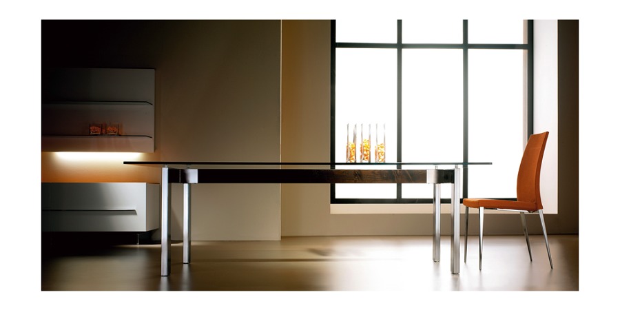 Mesa Mobel 6000