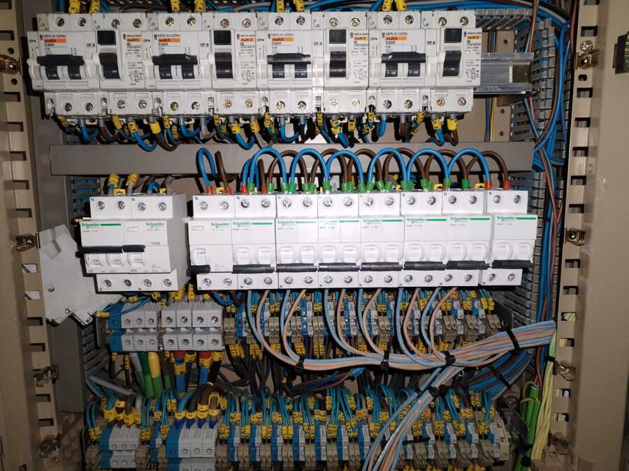 CUADRO ELECCTRICO