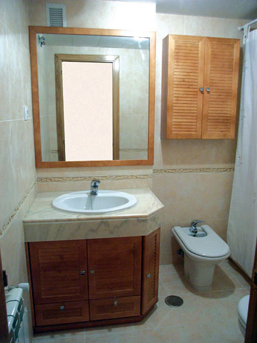 Armarios de baño bajos: muebles de baño armarios espejos ... Lavabos bajo encimera baratos