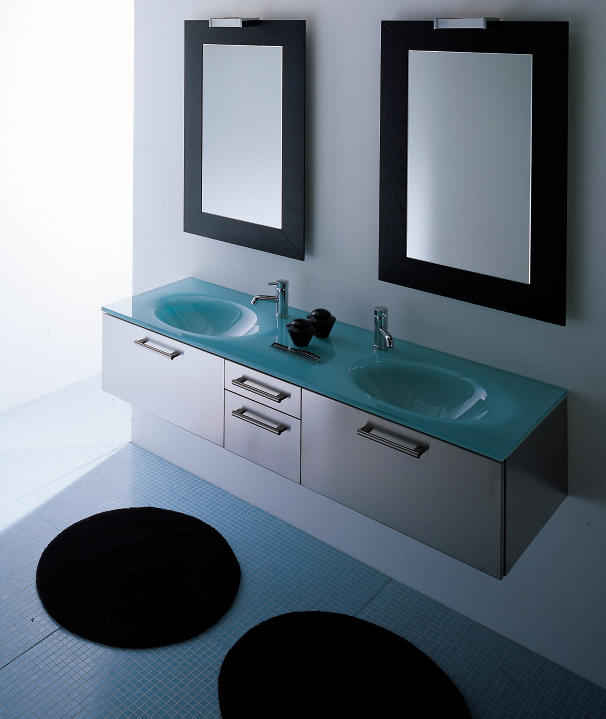 Mueble de baño en acero Karol