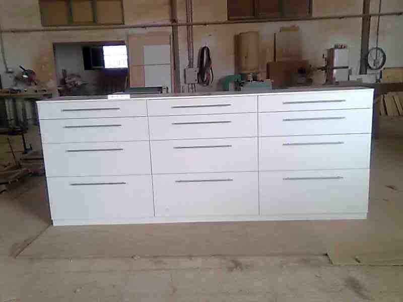 mueble lacado 