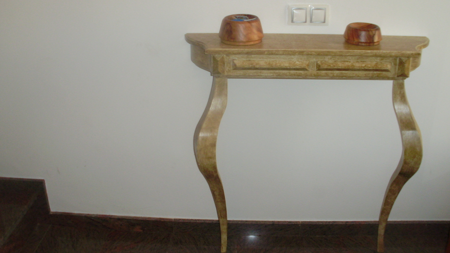 MUEBLE TORNEADO