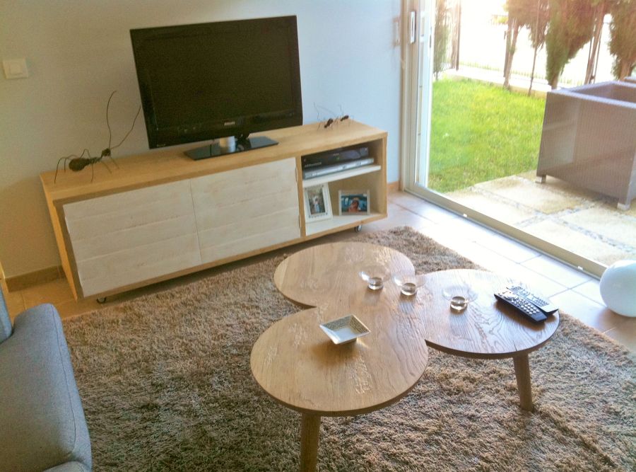 Mueble TV y Mesa centro trebol.