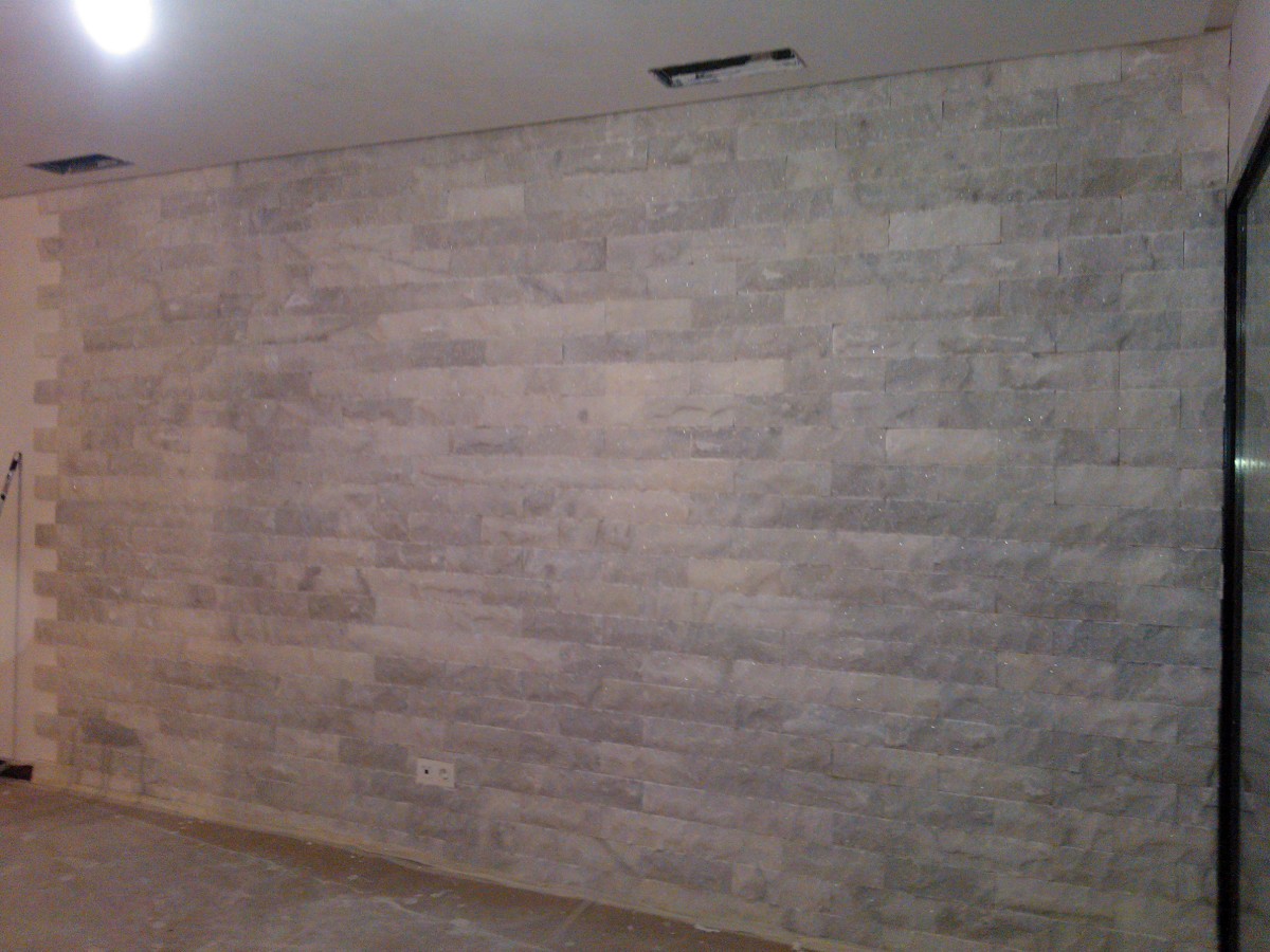 Mural de piedra.