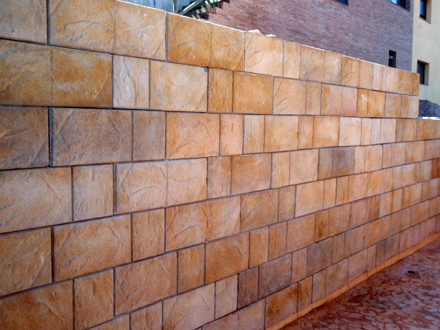MURO