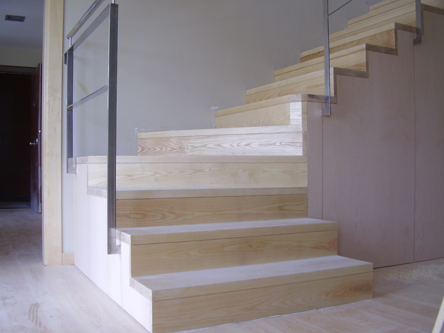 ESCALERA FRESNO