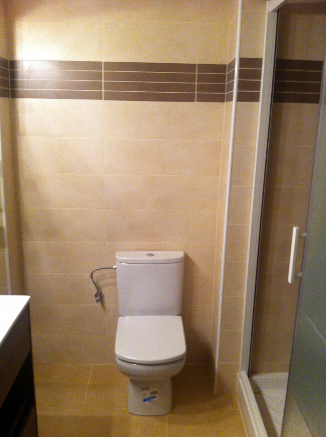nuevo cuarto de baño ya reformado 
