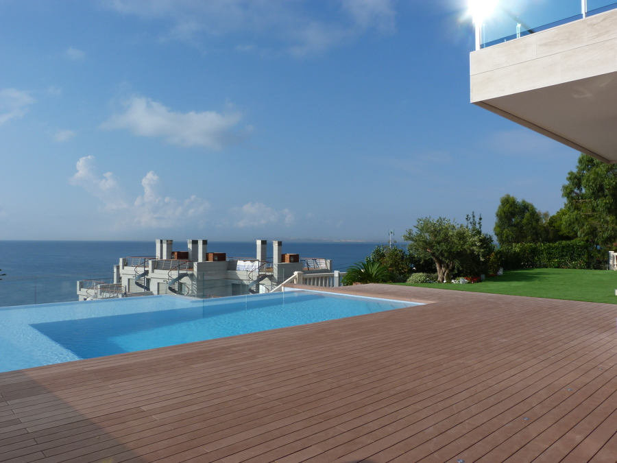 Foto: Suelos para Terrazas y Piscinas Exteriores sin Obra de Tarimadeck