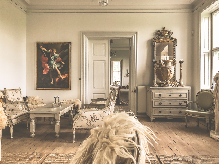 Foto: Restauración de Mueble Antiguo. de Lacados Bonal #588349